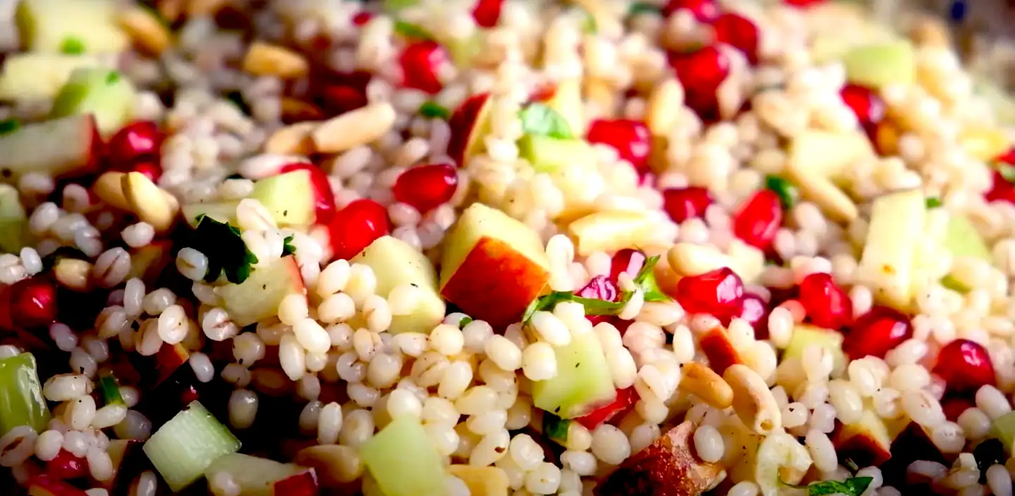 Healthy and refreshing Ayurvedic barley salad, a nutritious vegan dish for a balanced and flavorful vegetarian diet.